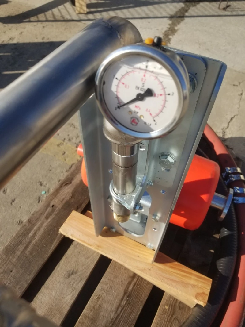 Други Друг Компресор за разтоварване на течности, снимка 4 - Камиони - 52415132