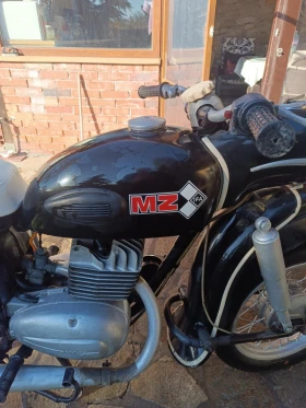 Mz Trofi, снимка 2