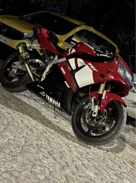 Yamaha YZF-R1, снимка 11