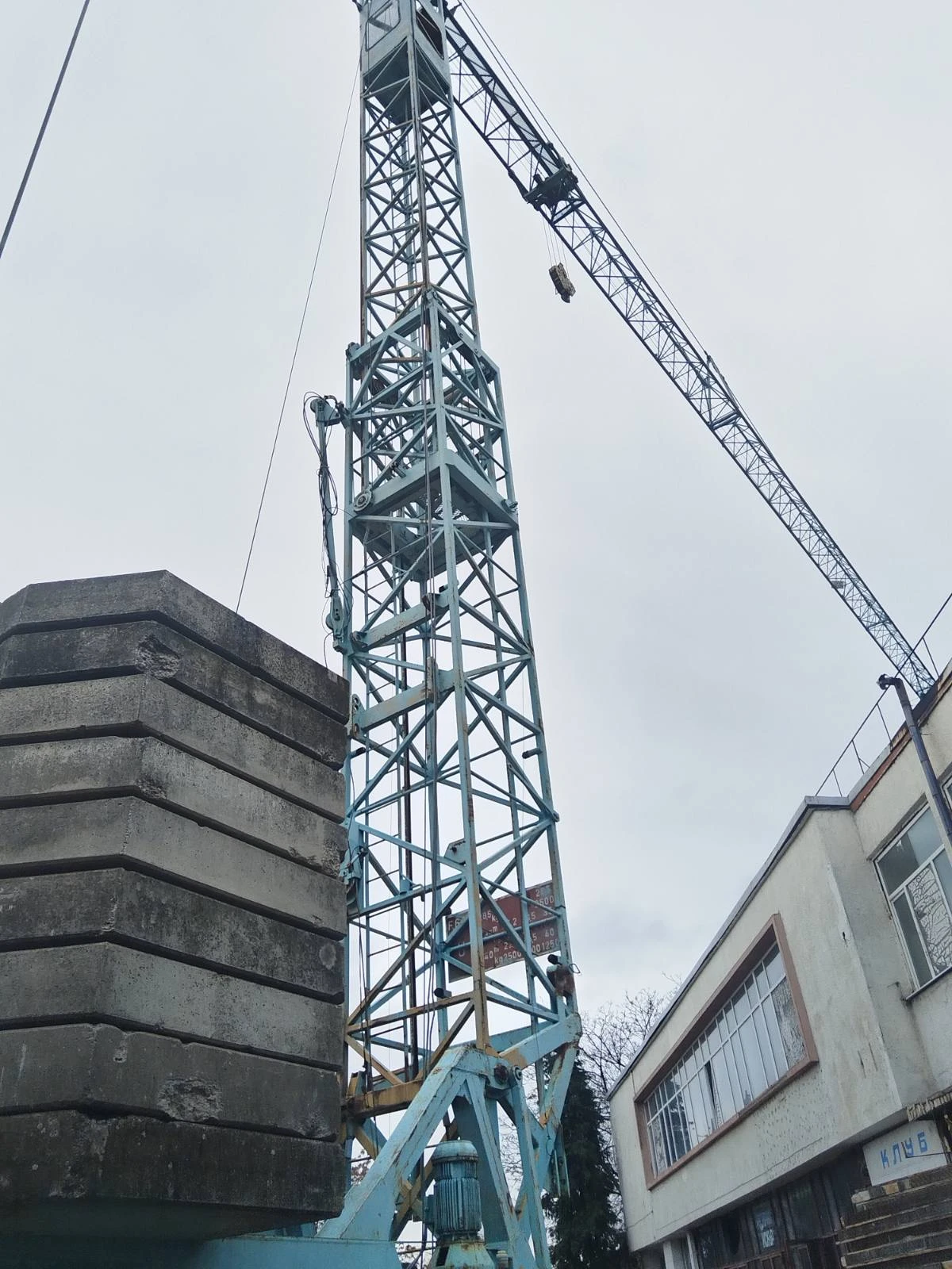 Кулокранове Liebherr 60К - изображение 3