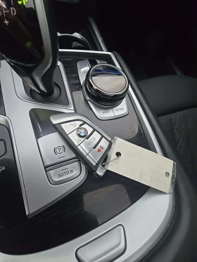 BMW 740 MAPCK* PANO* ОБДУХ* H/K* HUD* AMBIENT, снимка 8