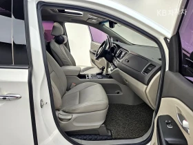 Kia Carnival, снимка 12