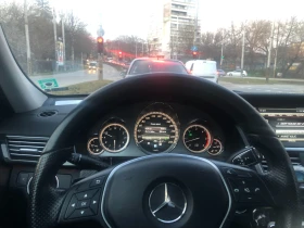 Mercedes-Benz E 350 Много екстри, шито табло, харман кардон, въздух, снимка 9