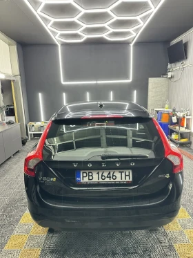 Volvo V60 1.6 D2 eDrive, снимка 11