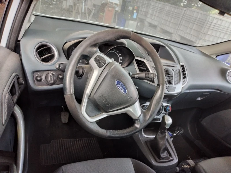 Ford Fiesta 1.25/1.4tdci, снимка 10 - Автомобили и джипове - 47071286