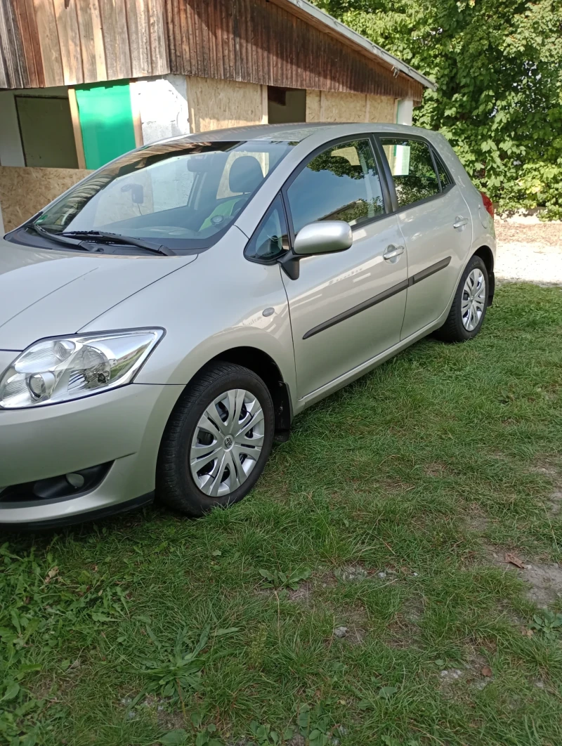 Toyota Auris, снимка 3 - Автомобили и джипове - 48557043