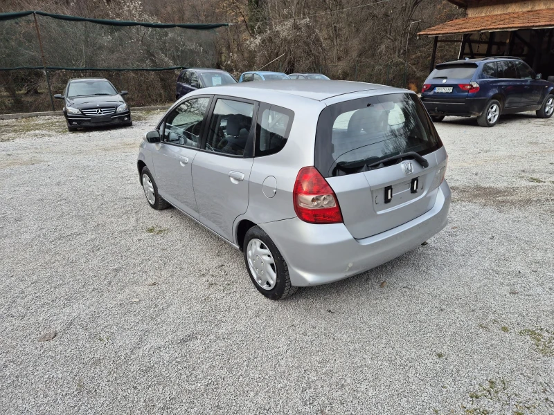 Honda Jazz ТОП 1.4 бензин климатроник, снимка 6 - Автомобили и джипове - 48935795