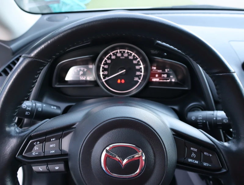 Mazda 2 REVOLUTION/1.5 SkyActiv-G/90k.c./6AT/, снимка 12 - Автомобили и джипове - 49056121