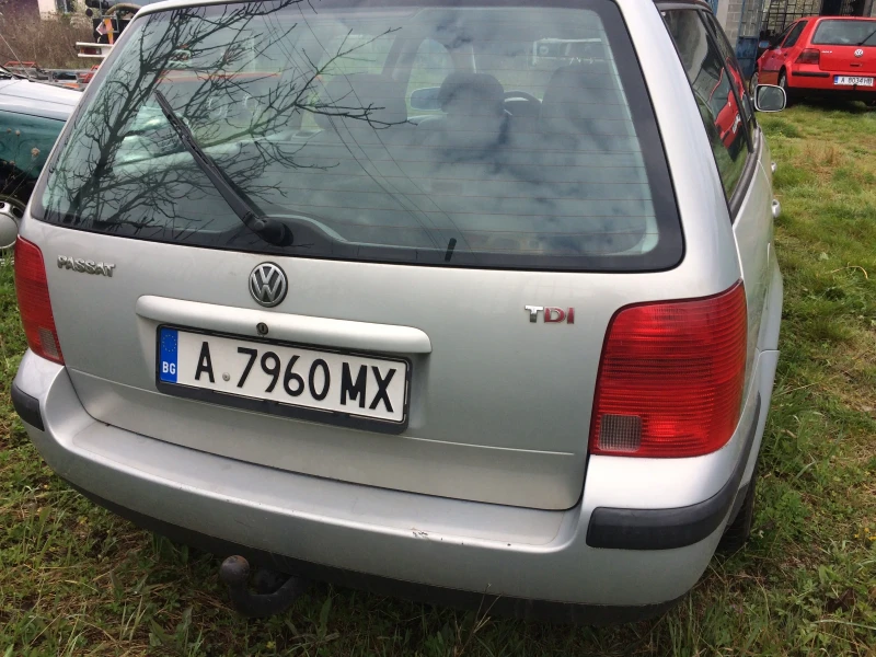 VW Passat 1.9 tdi, снимка 5 - Автомобили и джипове - 49589785