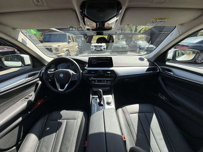 BMW 520 d X-Drive, снимка 11 - Автомобили и джипове - 49997639