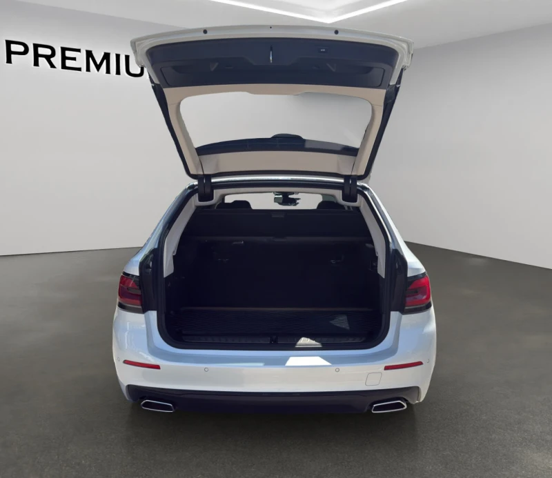 BMW 520 d X-Drive, снимка 16 - Автомобили и джипове - 49997639