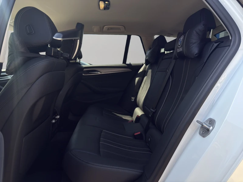BMW 520 d X-Drive, снимка 15 - Автомобили и джипове - 49997639