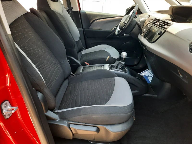 Citroen Grand C4 Picasso 2015та 7мест КАТО НОВ, снимка 11 - Автомобили и джипове - 51093858