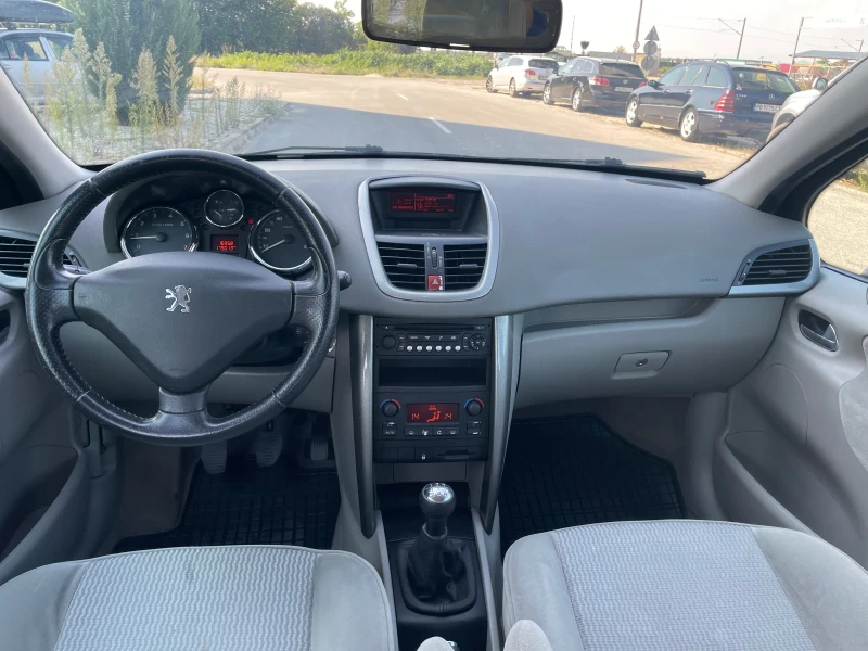 Peugeot 207, снимка 8 - Автомобили и джипове - 51779672