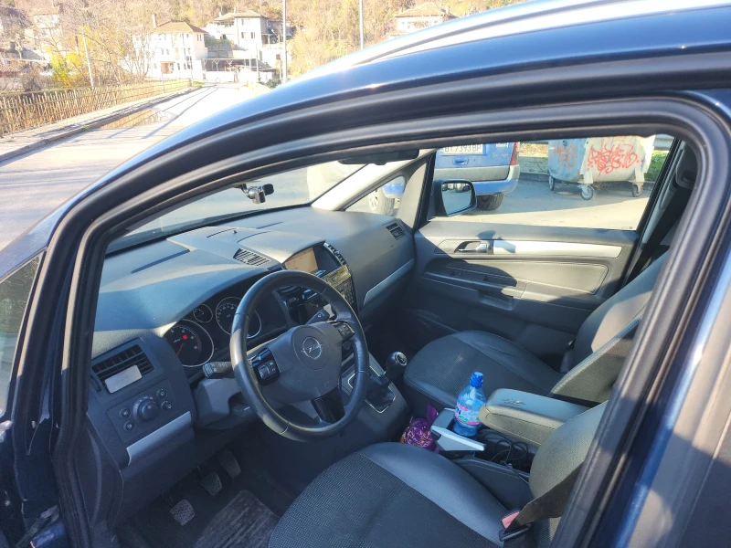 Opel Zafira Opel zafira 1.7 CDTI COSMO НОВ ВНОС, снимка 5 - Автомобили и джипове - 52597198