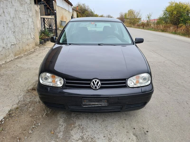 VW Golf 1.8T AUM GTI, снимка 7 - Автомобили и джипове - 47659903