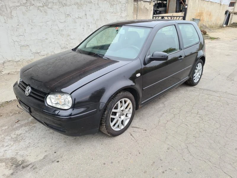 VW Golf 1.8T AUM GTI, снимка 1 - Автомобили и джипове - 47659903