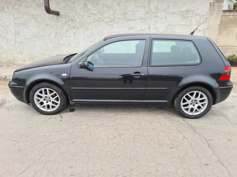 VW Golf 1.8T AUM GTI, снимка 9 - Автомобили и джипове - 47659903