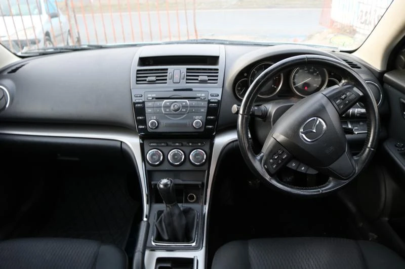 Mazda 6 2.2 MZR-CD, снимка 12 - Автомобили и джипове - 35118026