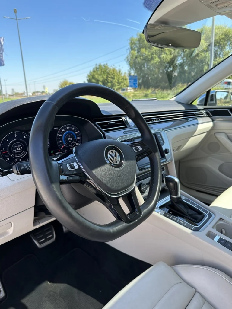 VW Passat Alltrack 2.0 TDI, снимка 8 - Автомобили и джипове - 49021113