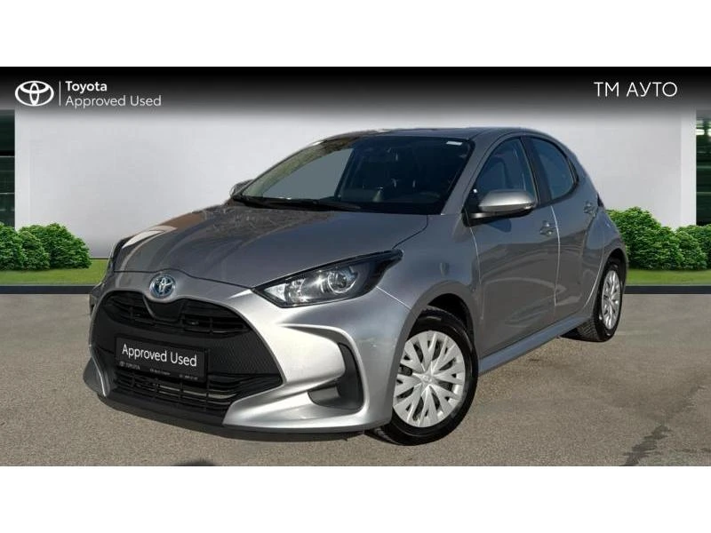 Toyota Yaris 1.5 HSD DYNAMIC+ NAVI, снимка 1 - Автомобили и джипове - 49003305