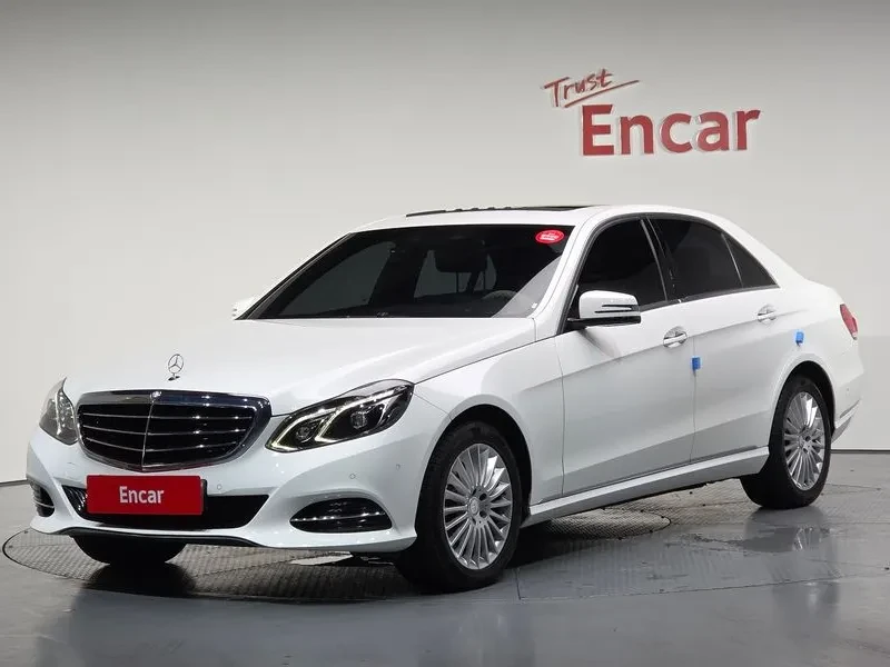 Mercedes-Benz E 300 W212 E300 Elegance