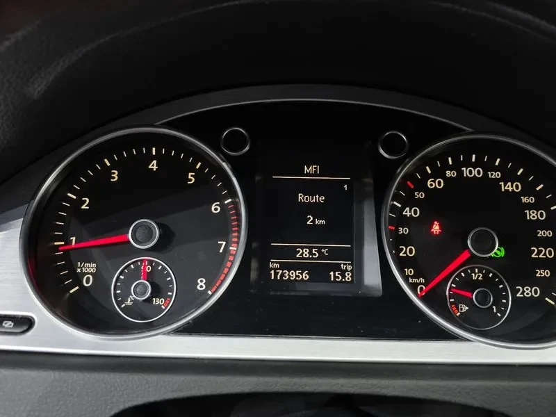VW CC, снимка 8 - Автомобили и джипове - 55888348