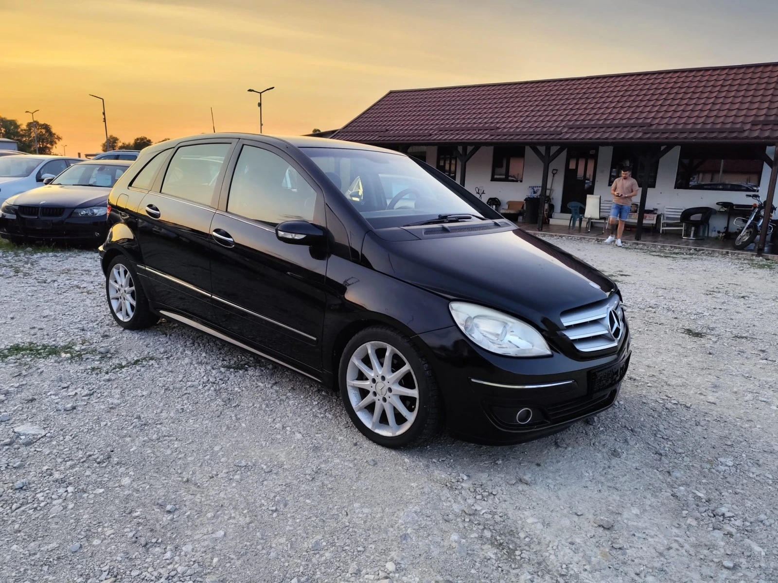 Mercedes-Benz B 200 2.0 дизел Италия - изображение 3