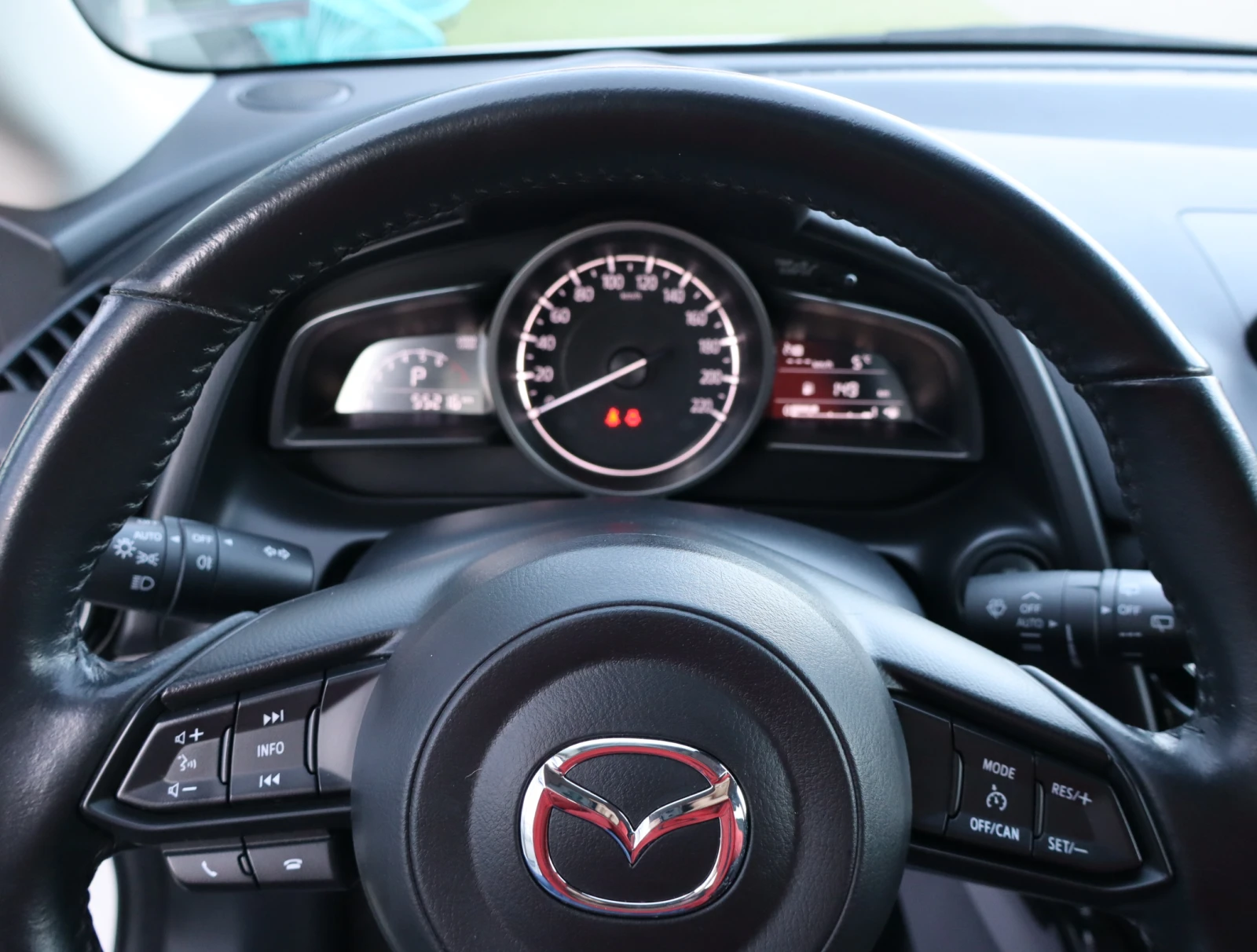 Mazda 2 REVOLUTION/1.5 SkyActiv-G/90k.c./6AT/ | Mobile.bg — изображение 12