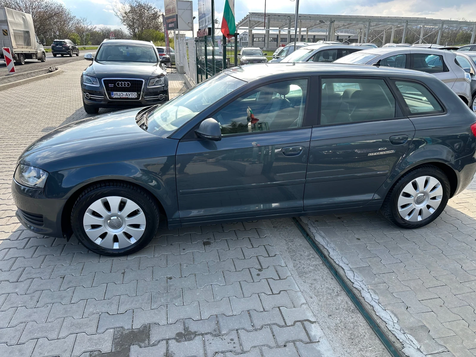 Audi A3 1.9TDI 105к.с  Парктроник Навигация  - изображение 3