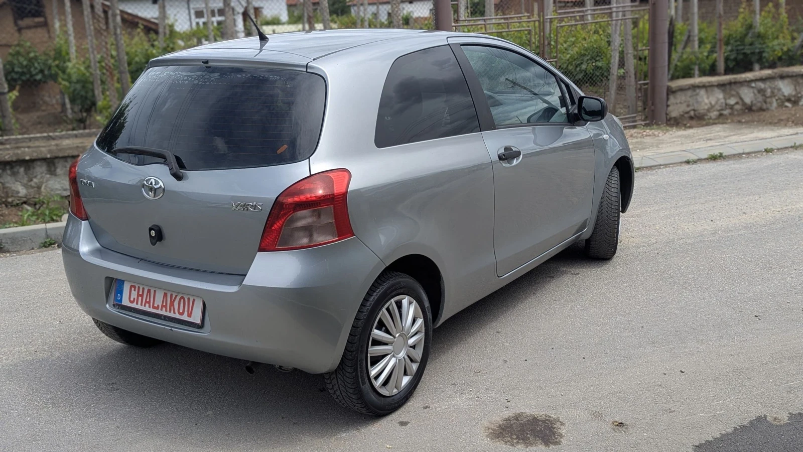 Toyota Yaris 1.0 Климатик  - изображение 5