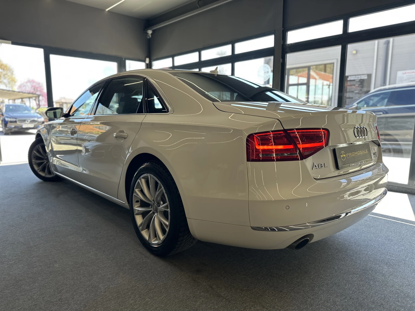 Audi A8 L* 4.2 FSI* Лизинг*  - изображение 6
