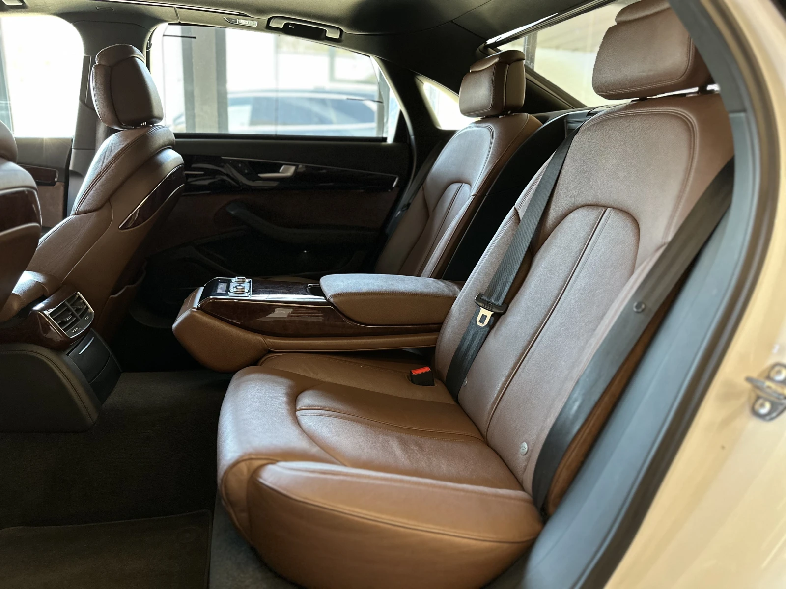 Audi A8 L* 4.2 FSI* *  | Mobile.bg   16