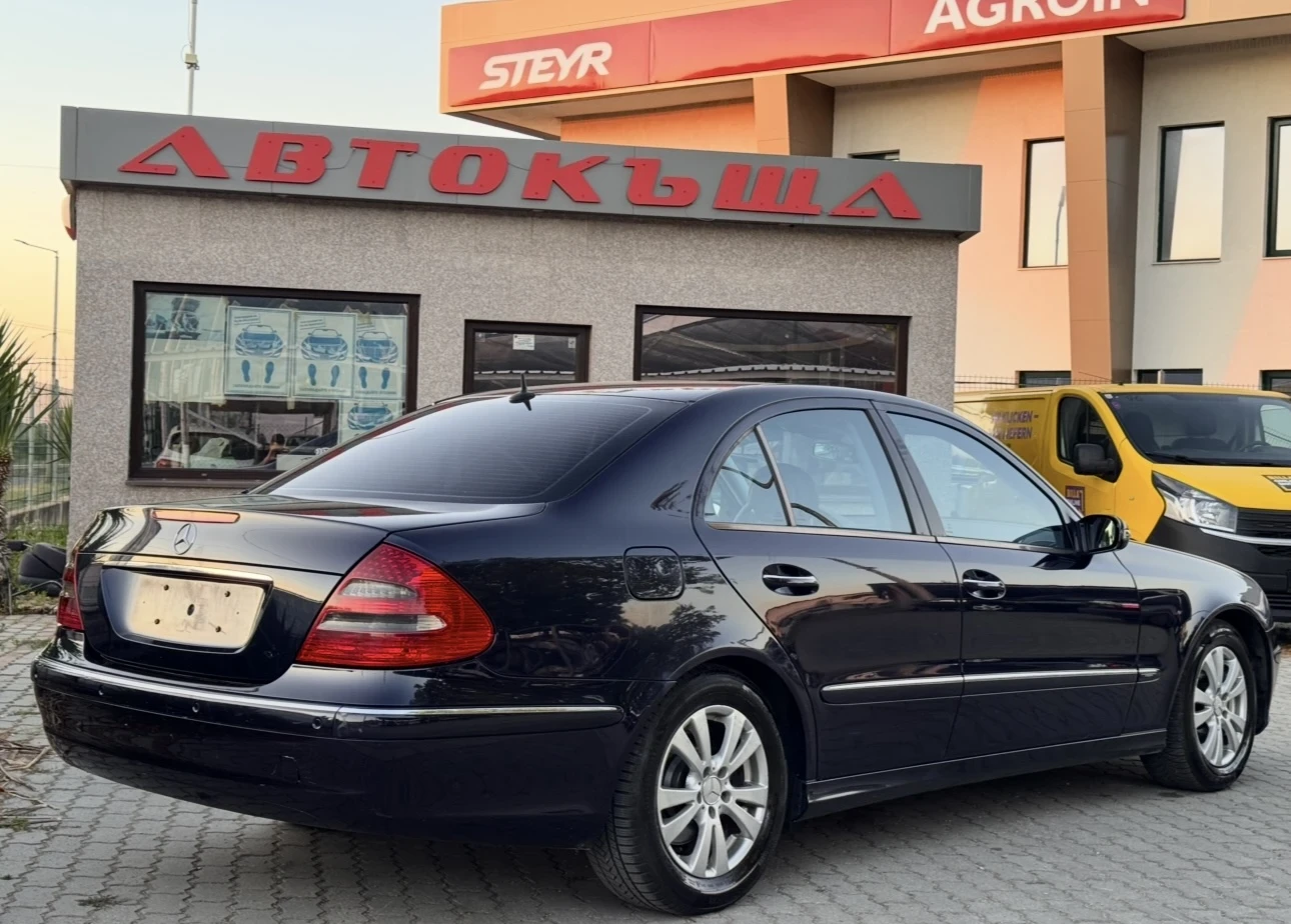 Mercedes-Benz E 220 CDI / Автомат - изображение 4