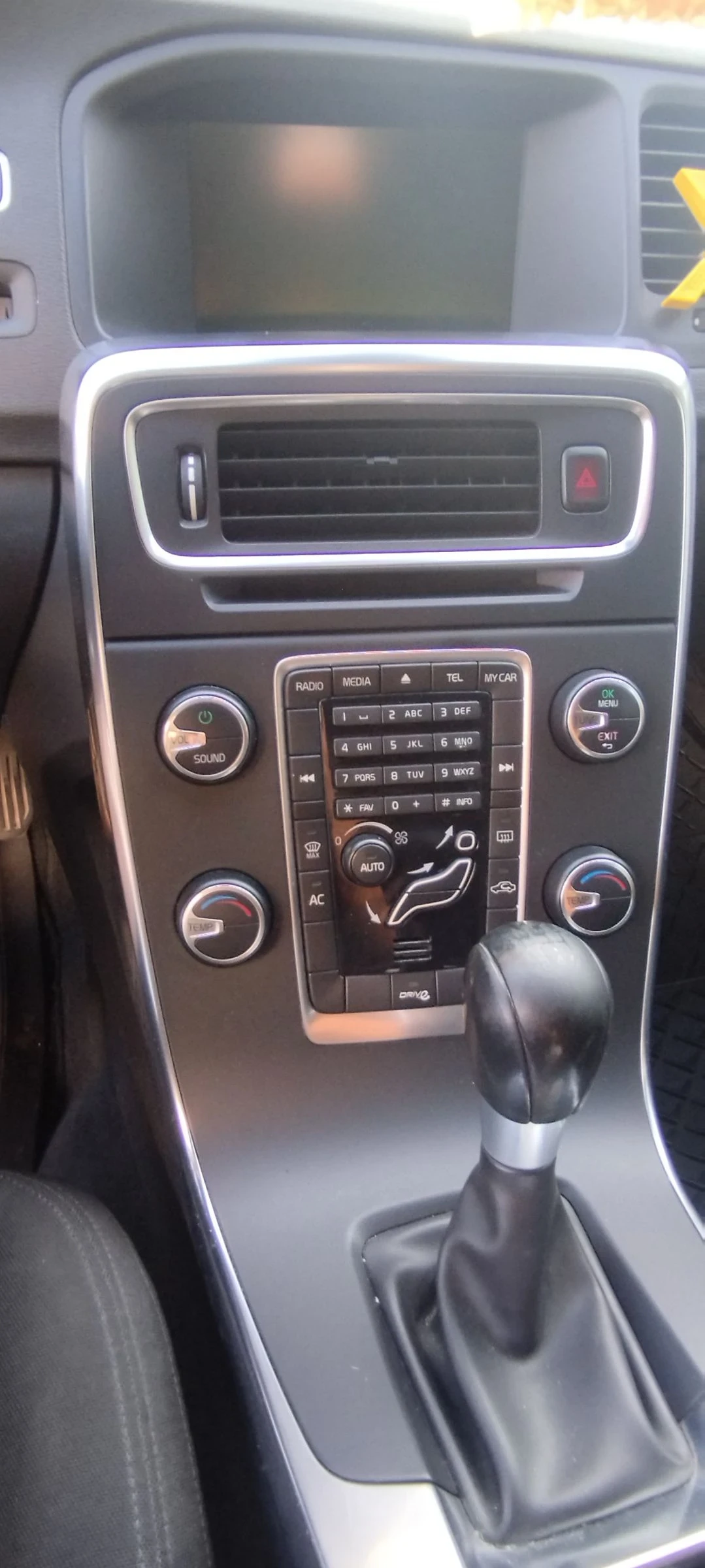 Volvo V60 1.6 D2 eDrive | Mobile.bg   6