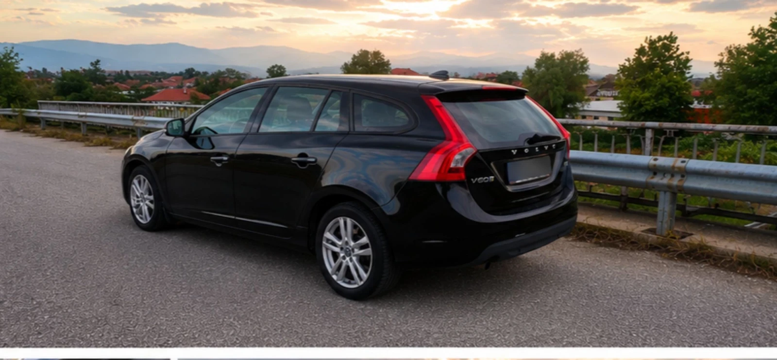 Volvo V60 1.6 D2 eDrive, снимка 3 - Автомобили и джипове - 55094806