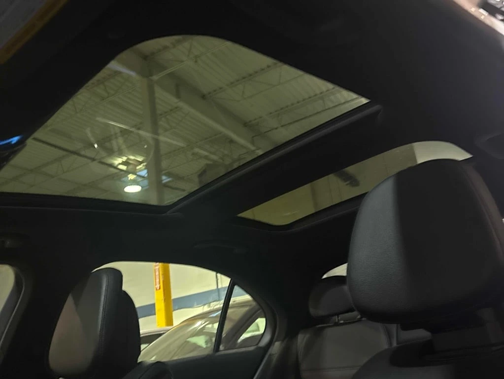 Mercedes-Benz C 300 * CARFAX * БЕЗ ПЪРВОНАЧАЛНА ВНОСКА - изображение 10