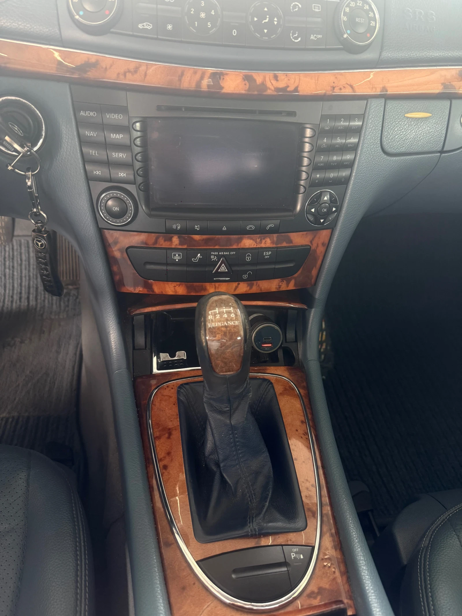 Mercedes-Benz E 220 | Mobile.bg � ����������� 16