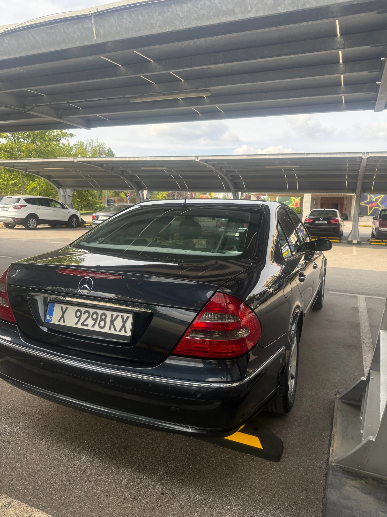 Mercedes-Benz E 220  - изображение 9