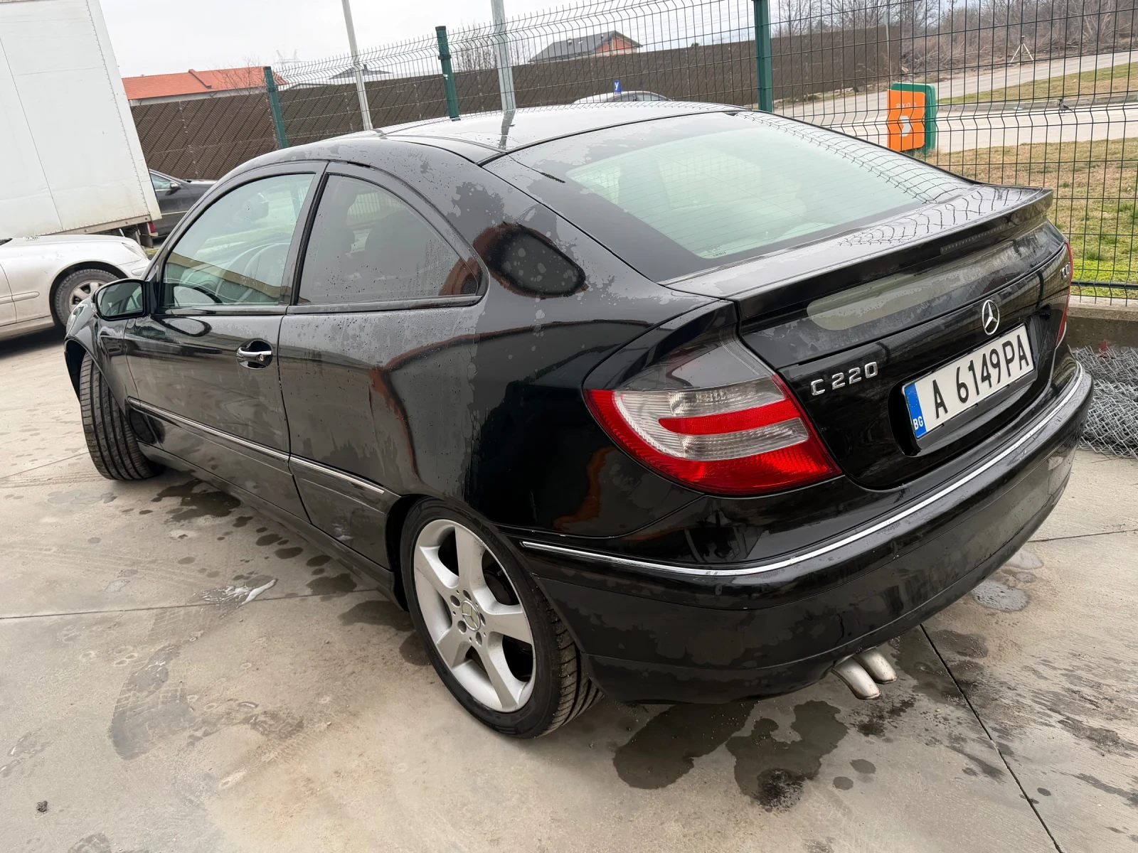 Mercedes-Benz C 220 2.2 - изображение 3