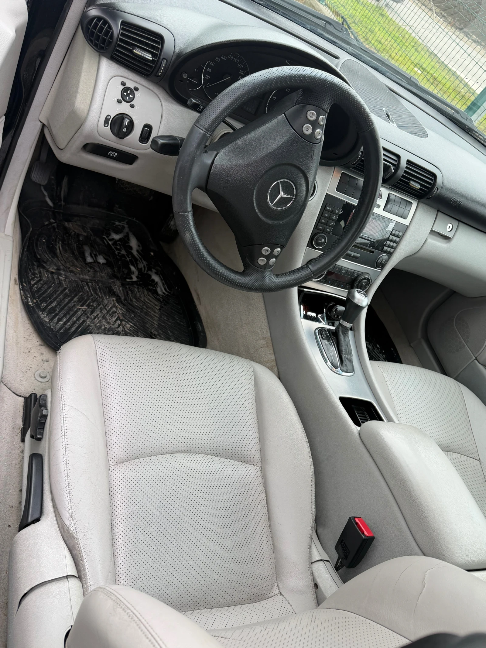 Mercedes-Benz C 220 2.2 - изображение 5