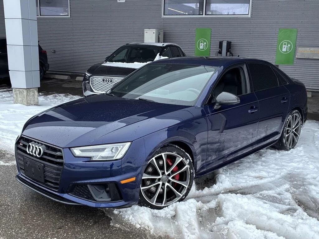 Audi S4 3.0T* Quattro* АвтоКредит* (ЦЕНА ДО БГ)