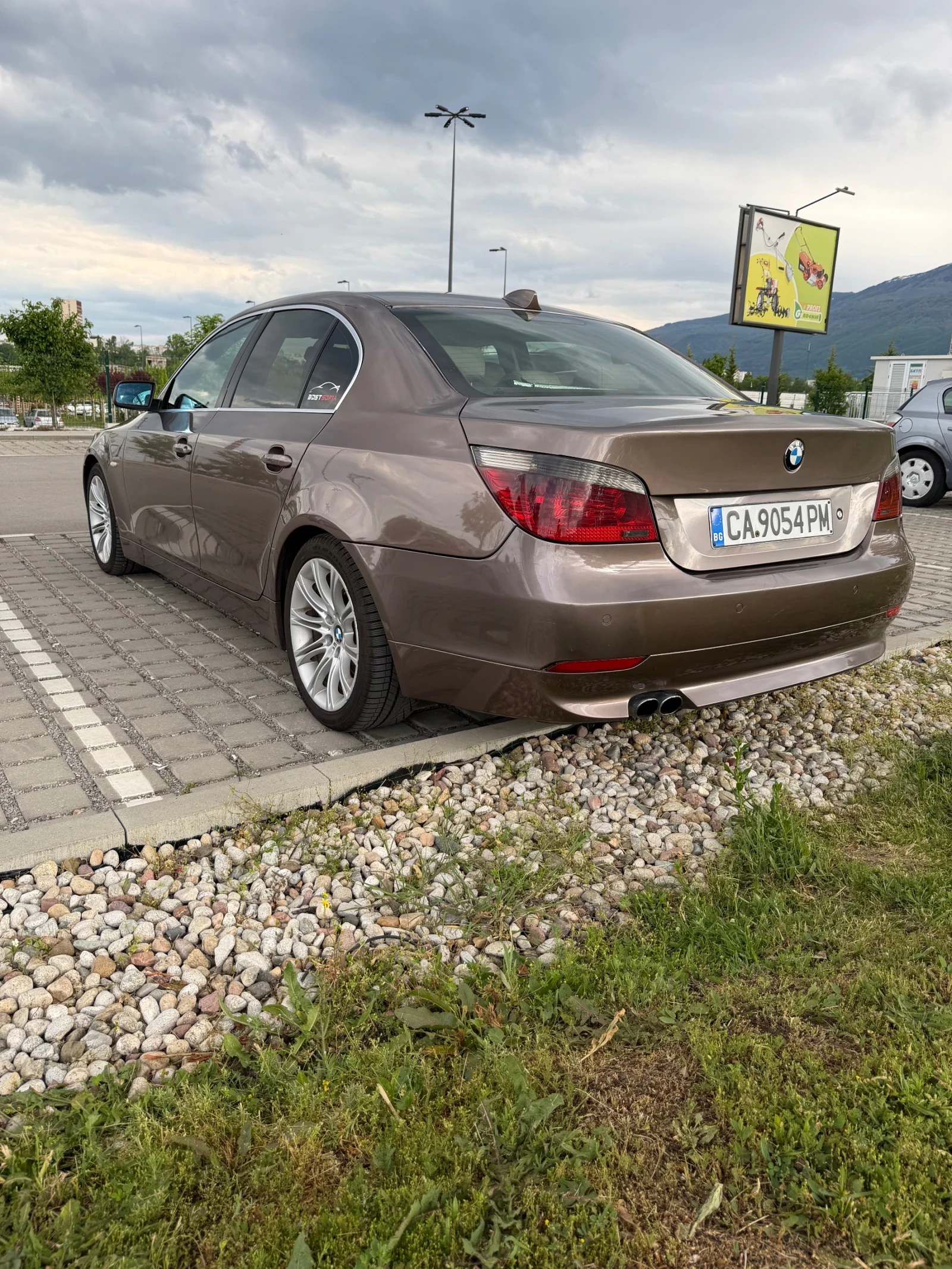BMW 530, снимка 7 - Автомобили и джипове - 54497140