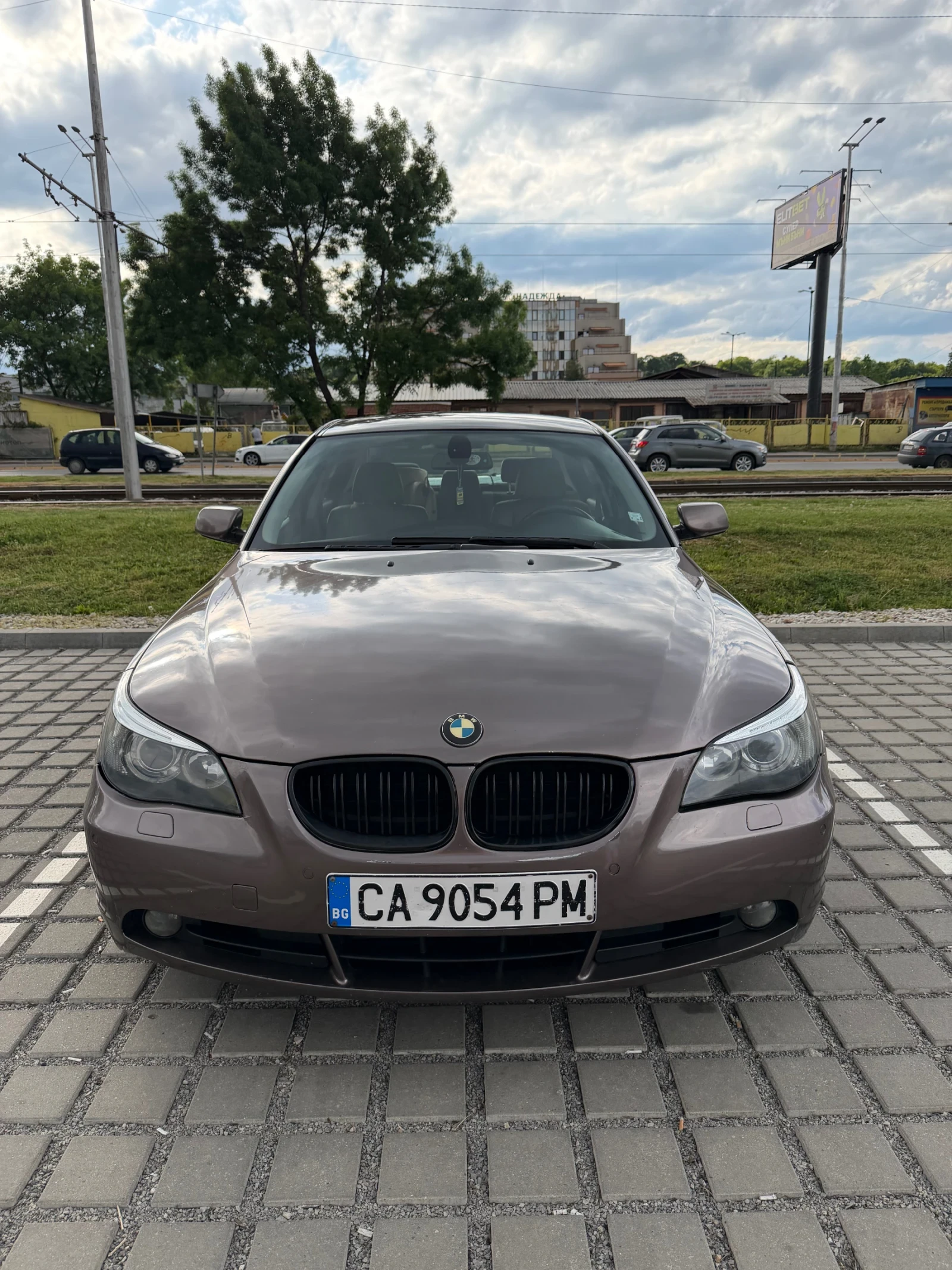 BMW 530, снимка 3 - Автомобили и джипове - 54497140