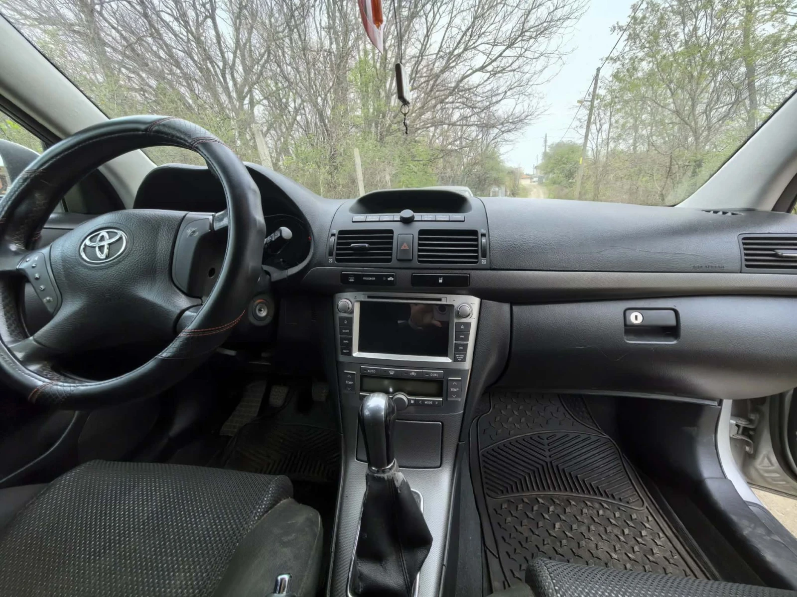 Toyota Avensis, снимка 8 - Автомобили и джипове - 54526826