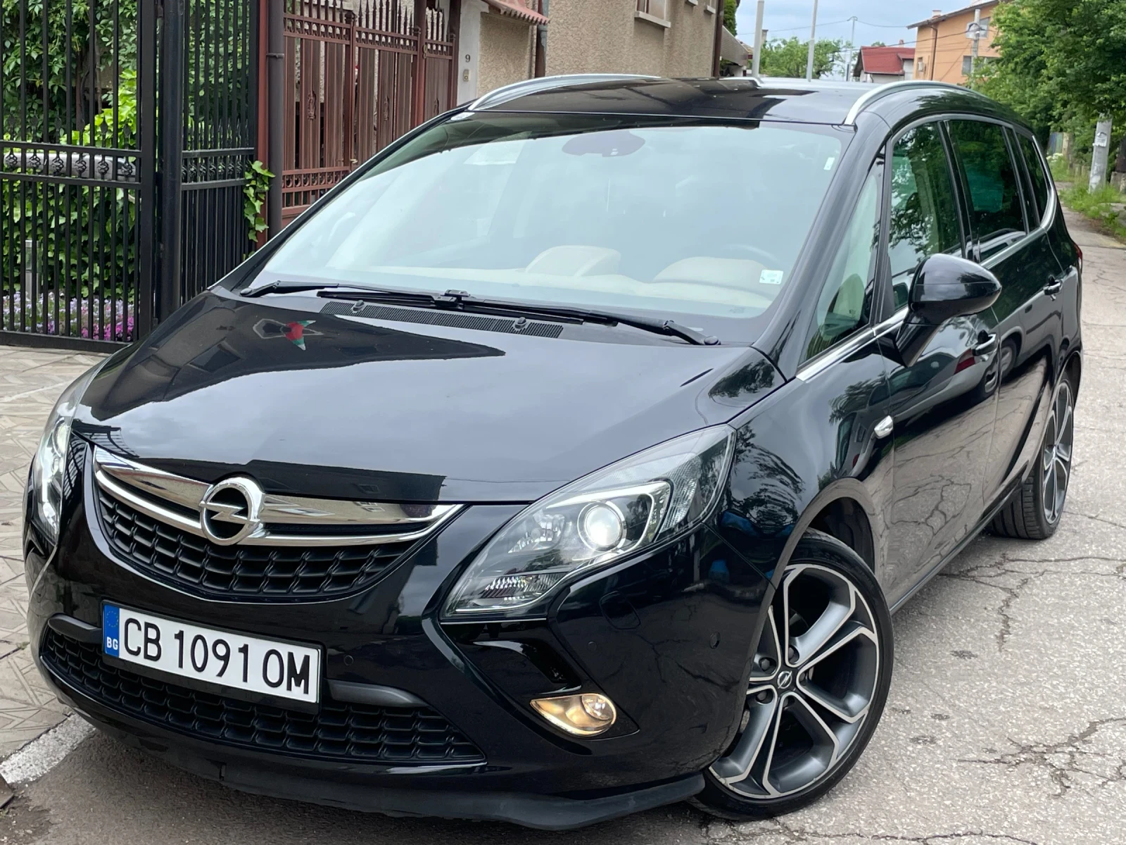 Opel Zafira 1.4Тi* 6+ 1* 140kc* full* , снимка 3 - Автомобили и джипове - 54596454