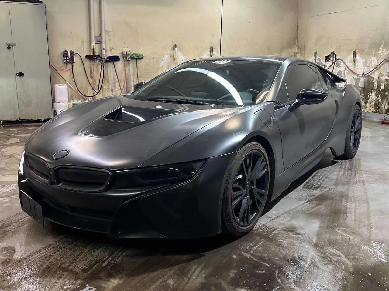 BMW i8 * 2dr Cpe * АВТОКРЕДИТ * ОТ ПРЕДСТАВИТЕЛСТВО