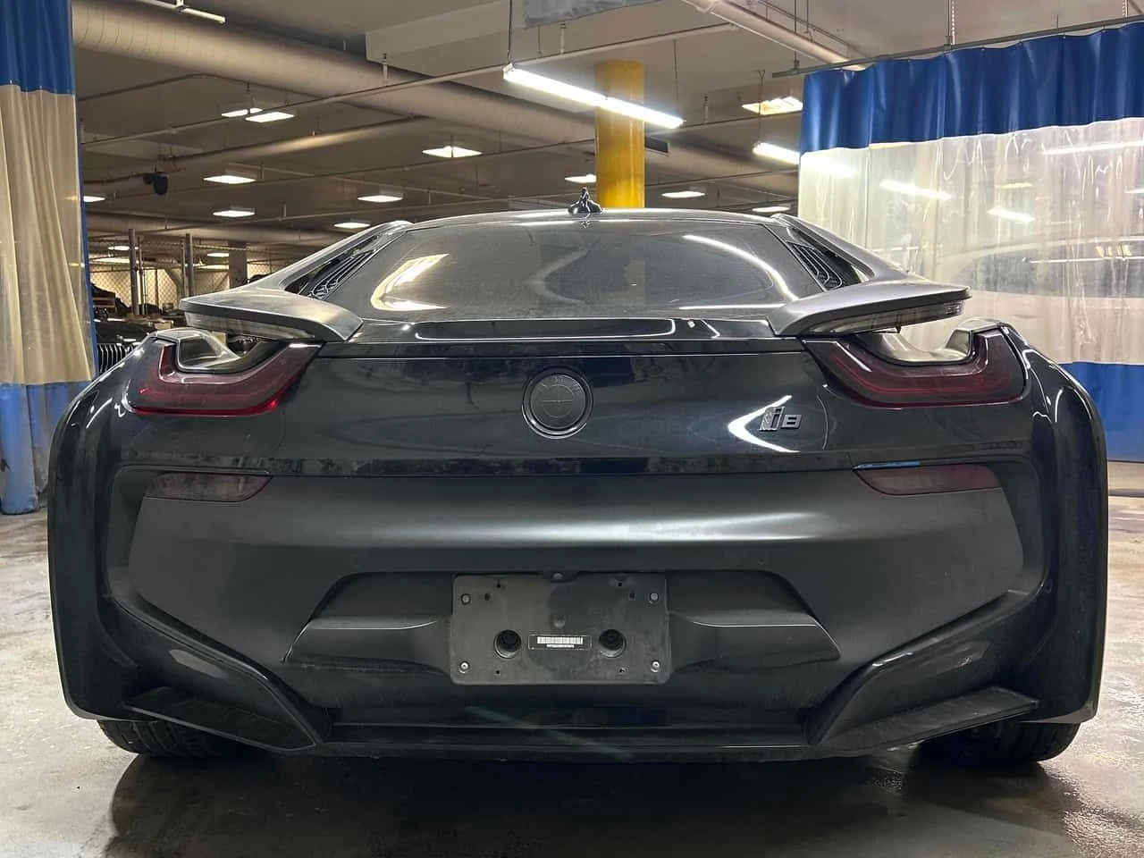 BMW i8 * 2dr Cpe * АВТОКРЕДИТ * ОТ ПРЕДСТАВИТЕЛСТВО, снимка 5 - Автомобили и джипове - 54716321