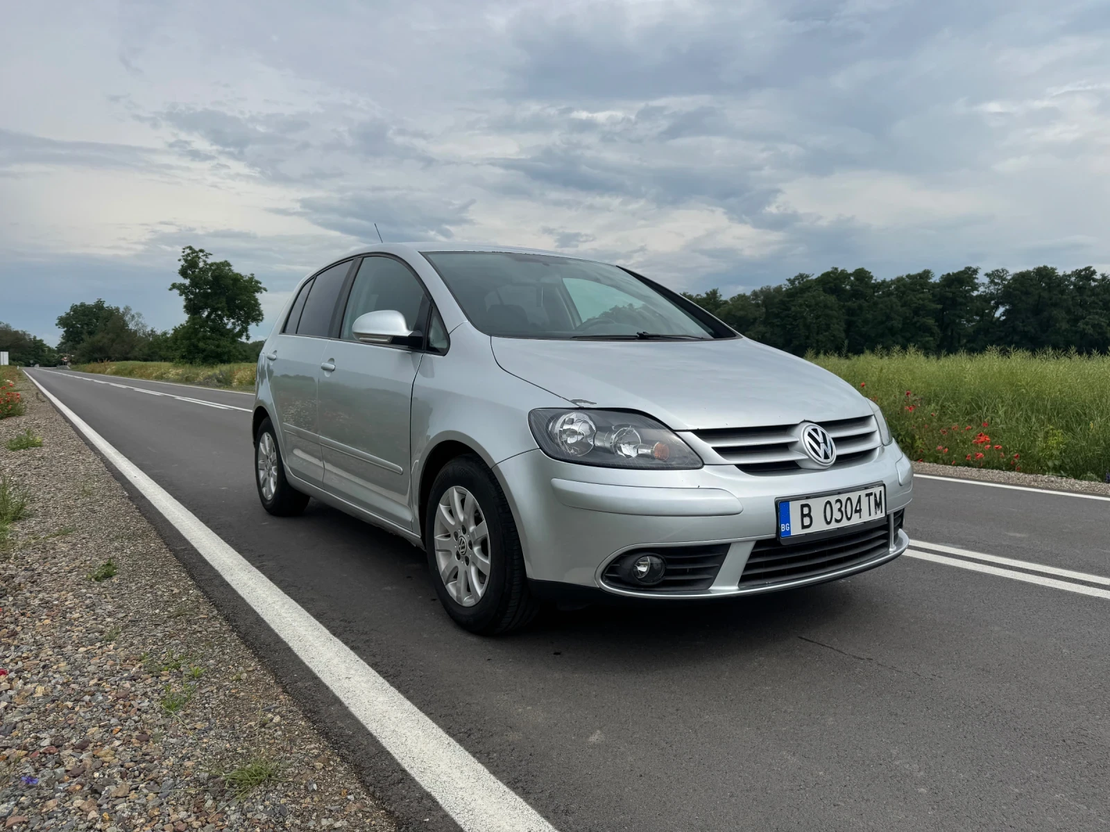 VW Golf Plus 1.6i газ/бензин , снимка 3 - Автомобили и джипове - 55328929
