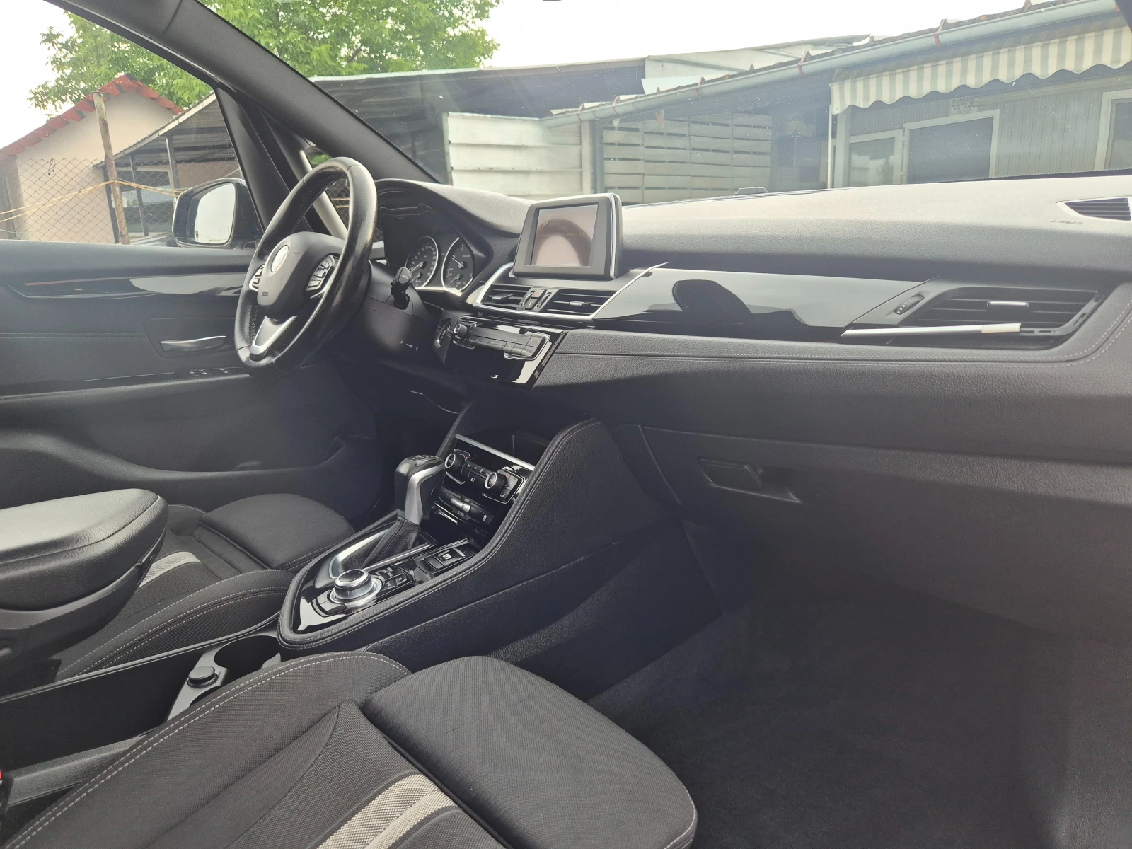 BMW 2 Gran Tourer 2.0 d Sport 150 kc, снимка 11 - Автомобили и джипове - 54932401